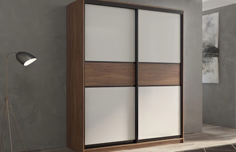 Корпусный шкаф-купе