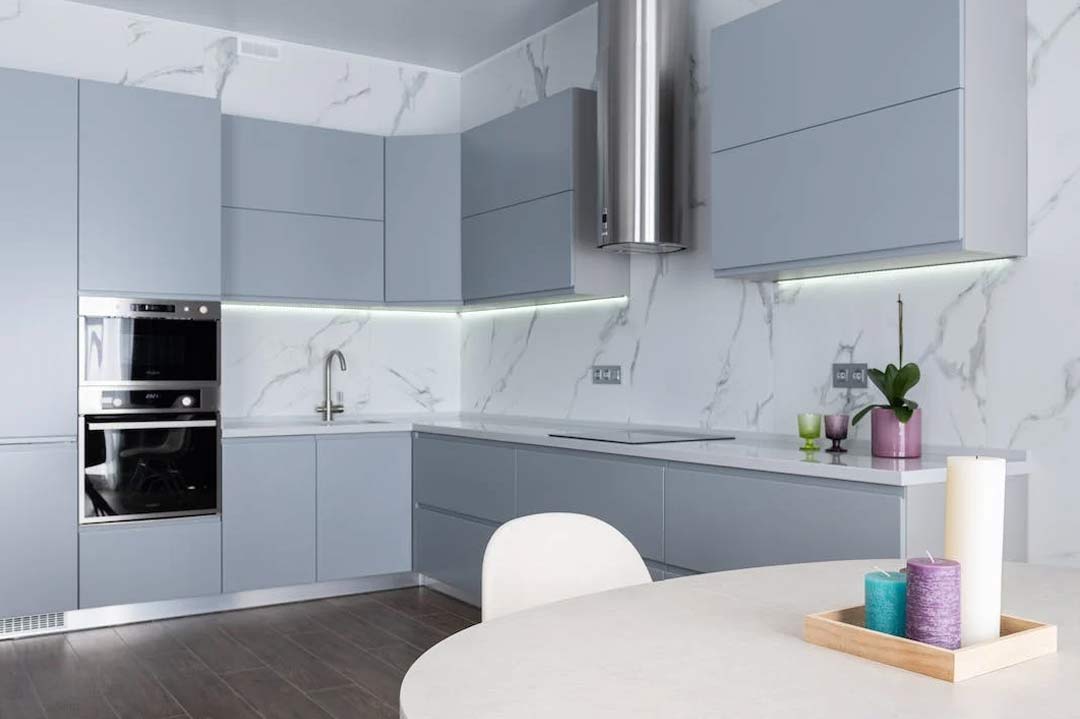 Купить Встроенная кухня "Shore" под заказ, цена от 4200 руб., в рассрочку. Кухни в Гомеле и Речице.