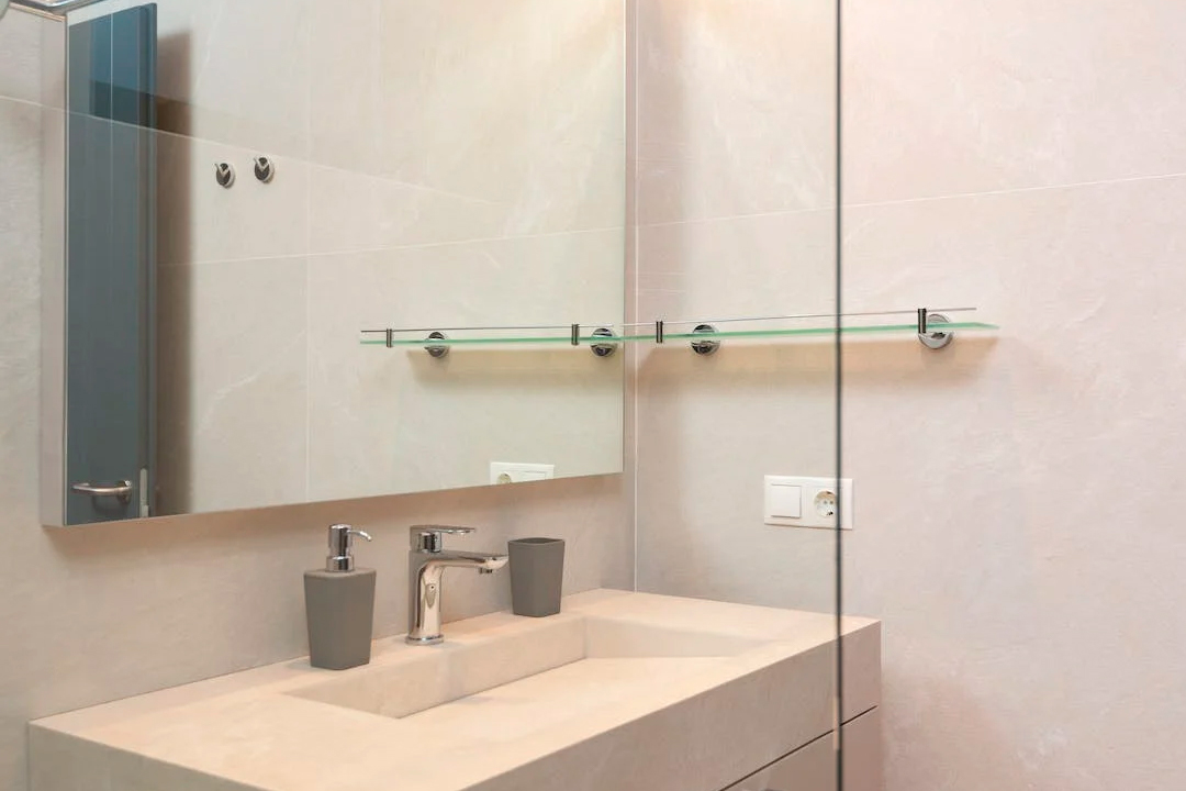 Литая столешница с раковиной "London sky" Купить Литая столешница с раковиной "London sky" под заказ, цена от 1000 руб., в рассрочку. Мебель для ванной в Гомеле и Речице.