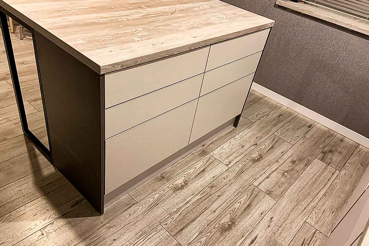 Купить Готовая кухня "Ivory" под заказ, цена от 7800 руб., в рассрочку. Кухни в Гомеле и Речице.