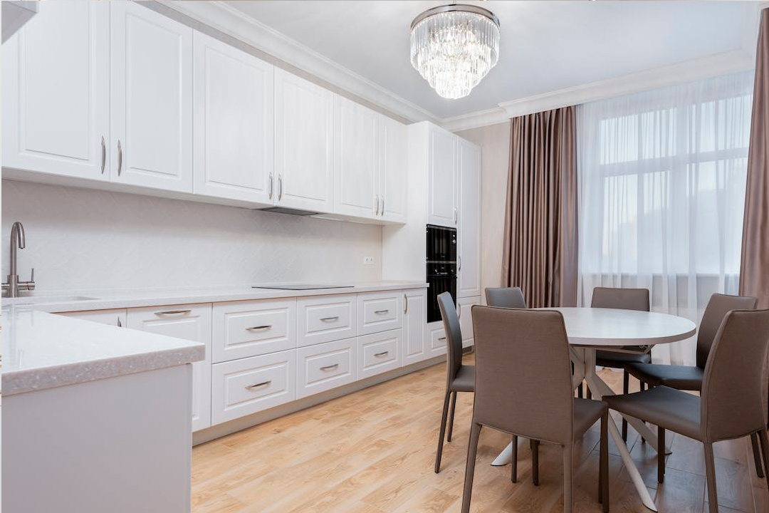 Купить Классическая кухня "Clear" под заказ, цена от 6800 руб., в рассрочку. Кухни в Гомеле и Речице.