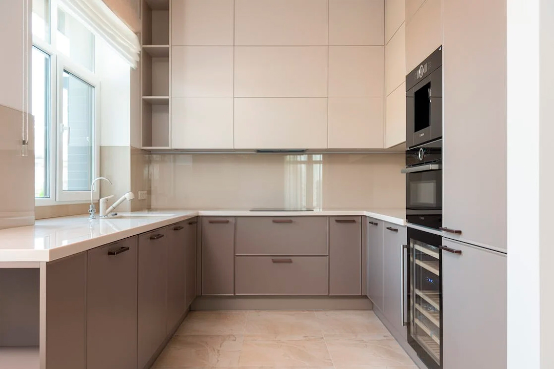 Купить Классическая кухня "Shades" под заказ, цена от 7400 руб., в рассрочку. Кухни в Гомеле и Речице.