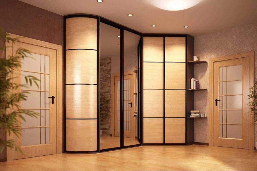 Купить Угловой шкаф-купе с дополнительными секциями под заказ, цена от 1760 руб., в рассрочку. Шкафы-купе в Гомеле и Речице.