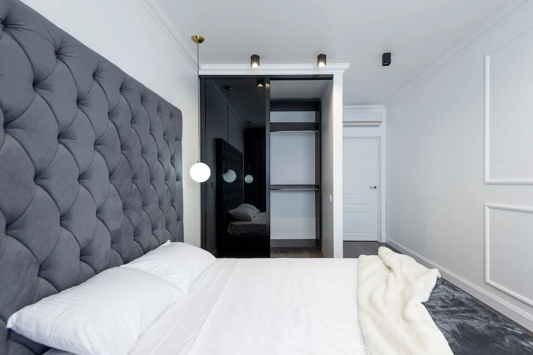 Купить Шкаф-купе "Инь и Ян" под заказ, цена от 1600 руб., в рассрочку. Шкафы-купе в Гомеле и Речице.